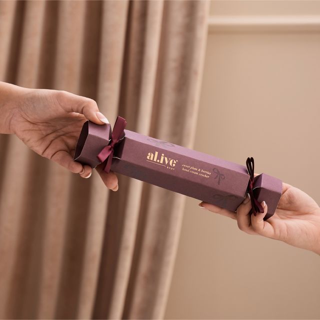 al.ive Hand Cream Cracker - Sweet Plum & Berries