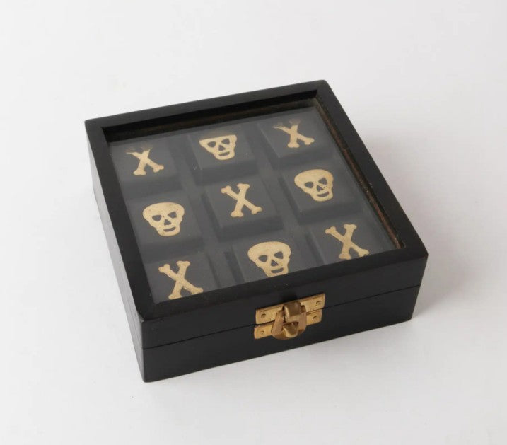 Tic Tac Toe Skulls