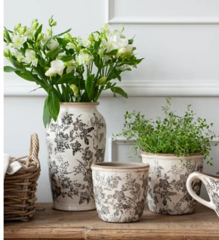 Black Floral Pot Small