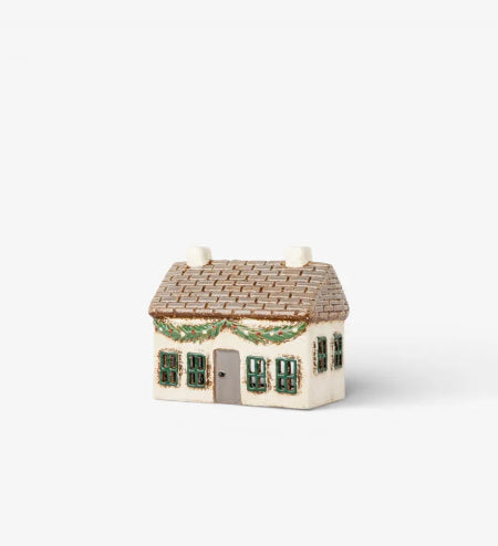 Christmas Tea LIght Cottage with Swag