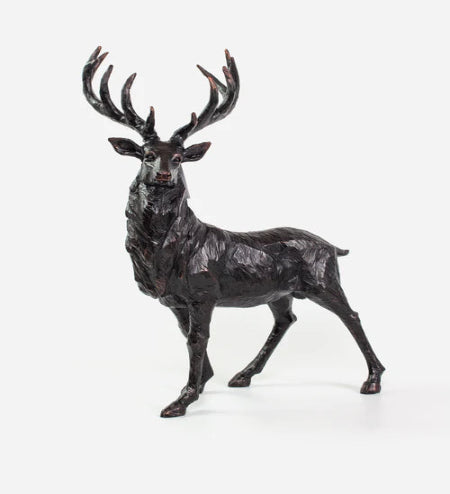 Black Stag Head Turning