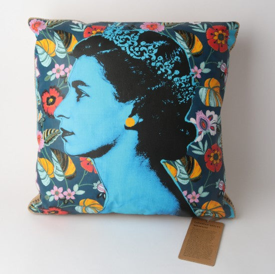 Art Cushion - Burlap Queen