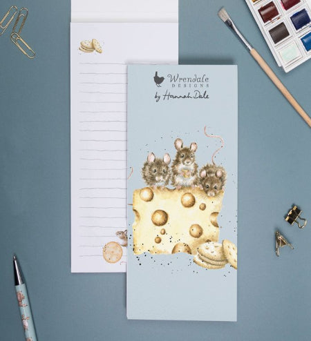 Wrendale Designs Magnetic Notepad -Crackers about Cheese Mouse
